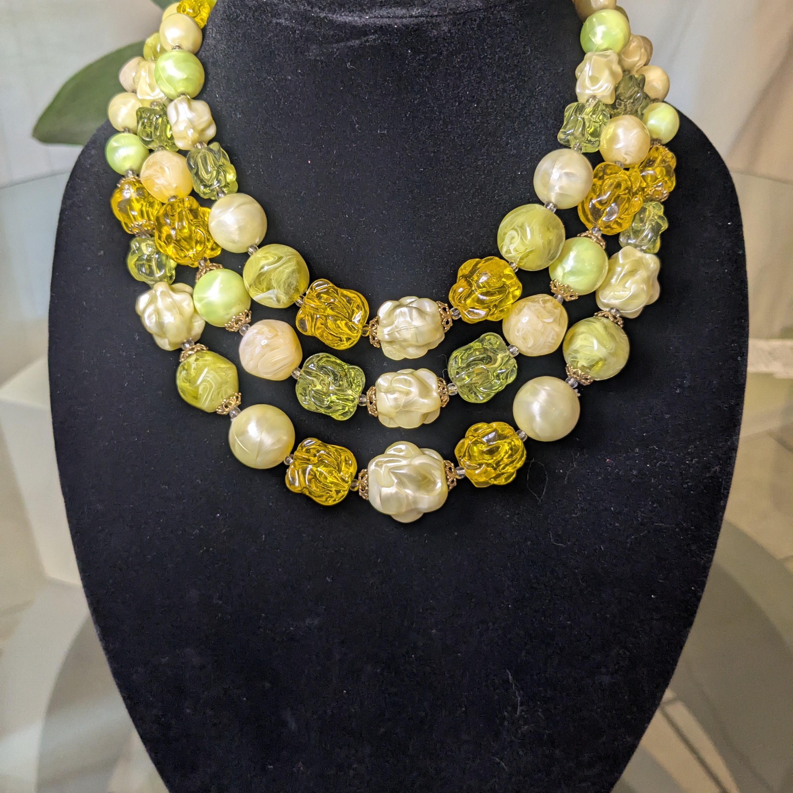 Arthur Pepper Triple Strand Lucite Chic Yellow And Green Beaded Necklace 24$